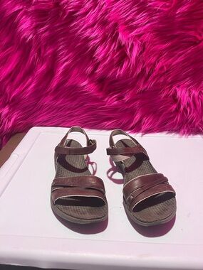 Ladies MERRELL SANDALS